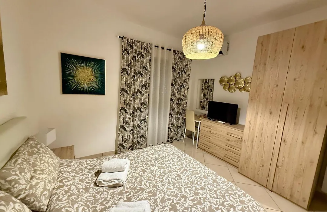 Caserta Royale Suite-1