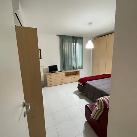 Merola Sisters Holiday Home-2